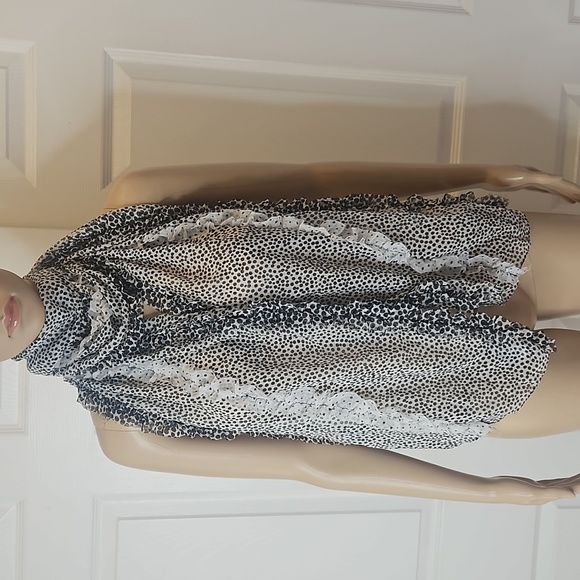 White House Black Market Accessories - White House Black Market Scarf